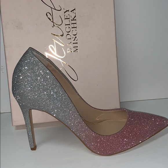 Badgley Mischka Shoes - Jewel Badgley Mischka pink silver pump 7.5m NIB